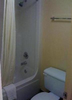 фото отеля Super 8 Kissimmee Orlando Maingate