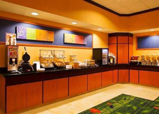 фото отеля Fairfield Inn & Suites San Antonio Downtown/Alamo Plaza