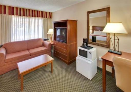 фото отеля Holiday Inn Express Chicago Downers Grove