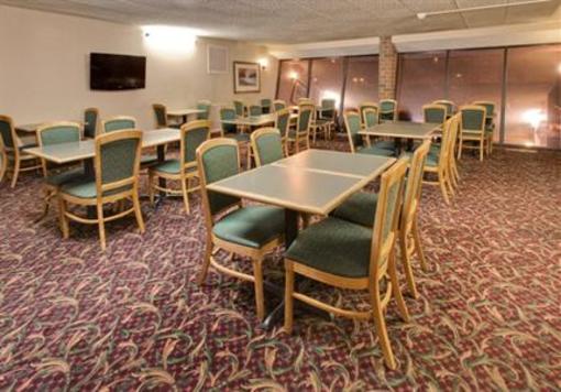 фото отеля Holiday Inn Express Chicago Downers Grove