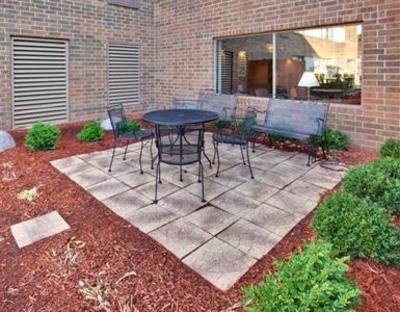 фото отеля Holiday Inn Express Chicago Downers Grove