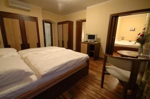 фото отеля Pension Na HradE