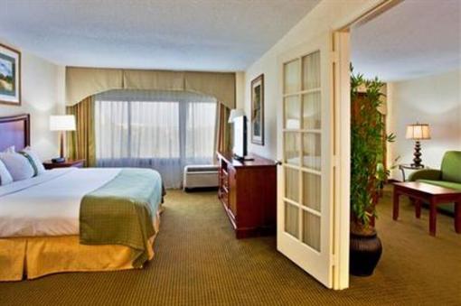фото отеля Holiday Inn Select Orlando - International Airport
