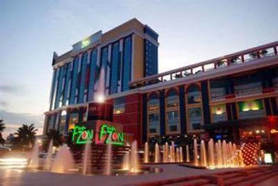 фото отеля ZON Regency Hotel by the sea