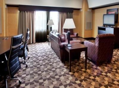 фото отеля Holiday Inn Hotel & Suites - North