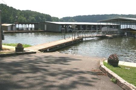 фото отеля Hampton Inn Guntersville
