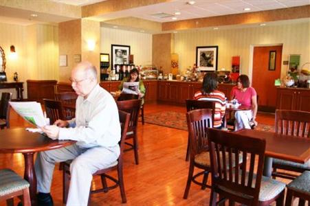 фото отеля Hampton Inn Guntersville