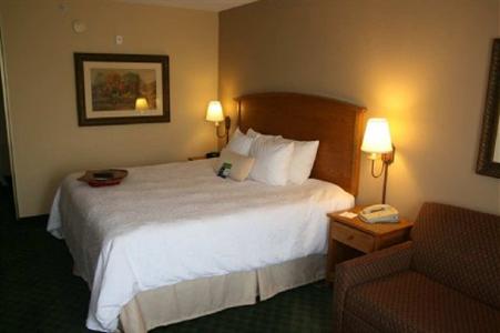 фото отеля Hampton Inn Guntersville