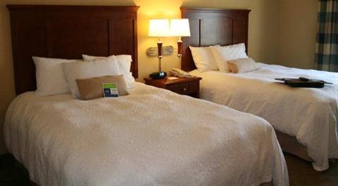 фото отеля Hampton Inn & Suites Paducah