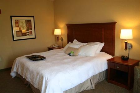 фото отеля Hampton Inn & Suites Paducah
