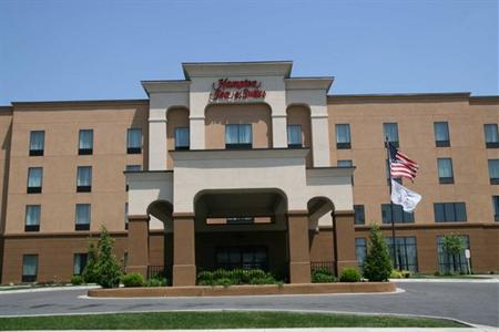 фото отеля Hampton Inn & Suites Paducah