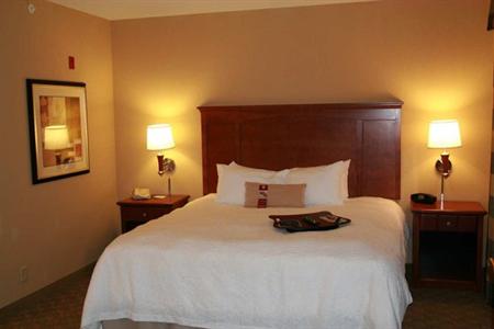 фото отеля Hampton Inn & Suites Paducah