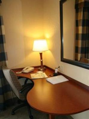 фото отеля Hampton Inn & Suites Paducah