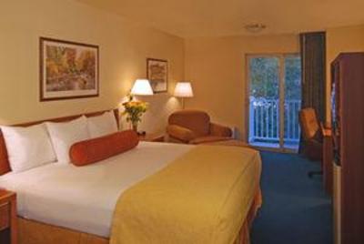 фото отеля Oxford Suites Portland - Gladstone