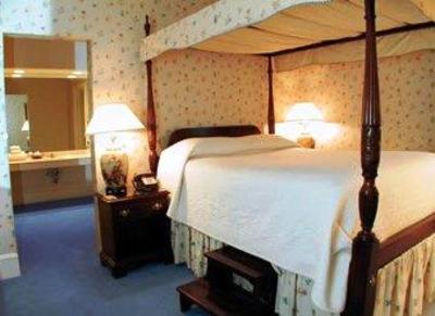 фото отеля Dan'l Webster Inn