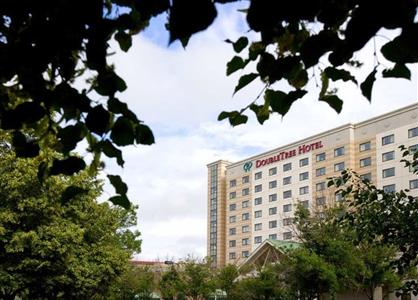 фото отеля Doubletree Hotel Chicago O'Hare Airport Rosemont