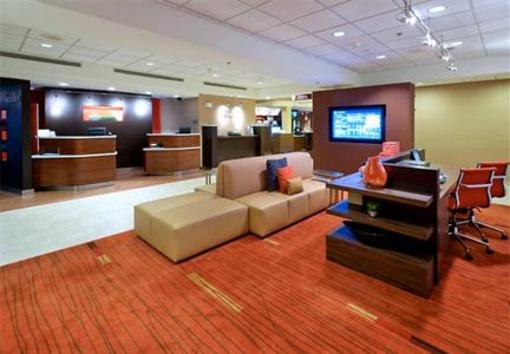 фото отеля Courtyard by Marriott Orlando Lake Mary North