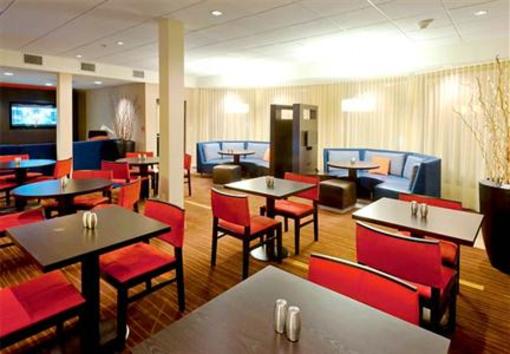 фото отеля Courtyard by Marriott Orlando Lake Mary North