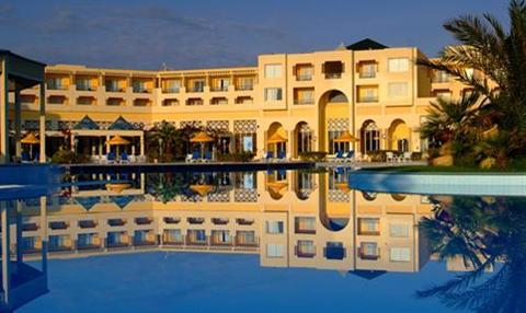 фото отеля Ramada Plaza Tunis