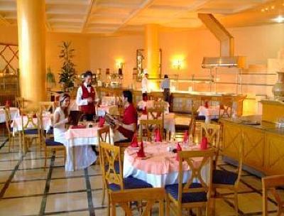 фото отеля Ramada Plaza Tunis