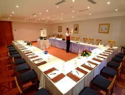 фото отеля Ramada Plaza Tunis