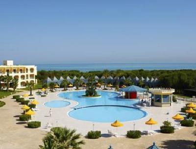 фото отеля Ramada Plaza Tunis