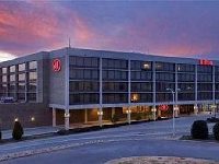 Hilton Knoxville Airport