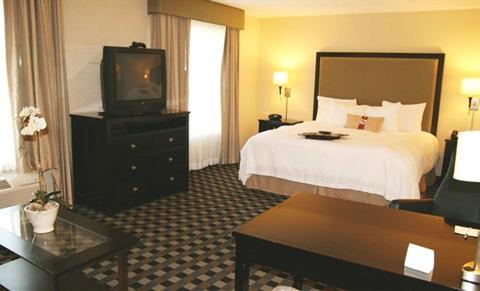 фото отеля Hampton Inn & Suites Houston-Bush Intercontinental Airport