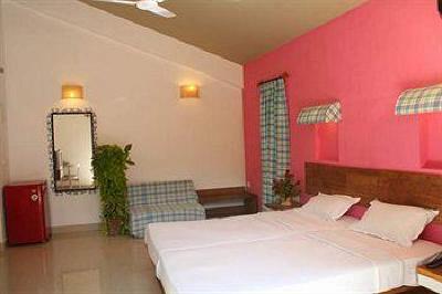 фото отеля Ronil Beach Resort Calangute