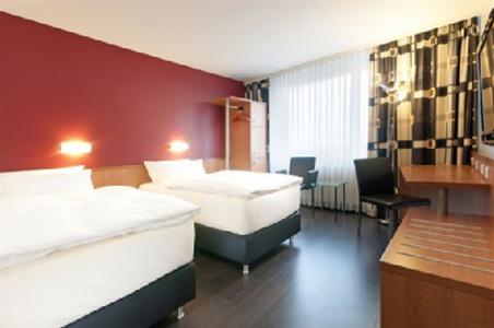 фото отеля Tryp Wolfsburg