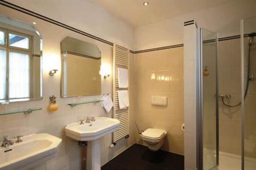 фото отеля Hotel Sonne Offenburg