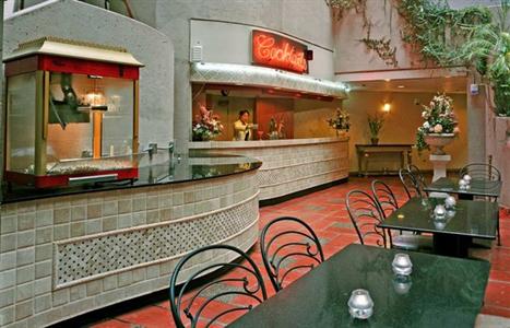 фото отеля Embassy Suites Hotel Washington, D.C.