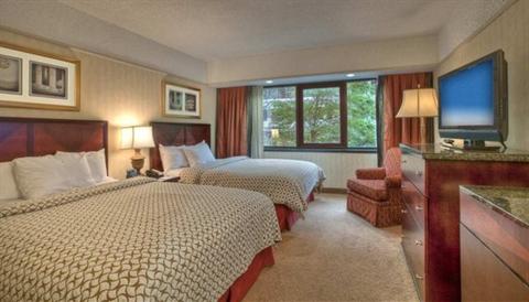 фото отеля Embassy Suites Hotel Washington, D.C.