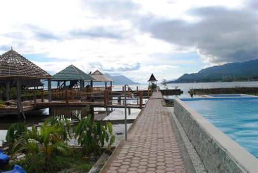 фото отеля Toba Village Inn