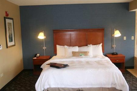 фото отеля Hampton Inn and Suites Chicago Deer Park