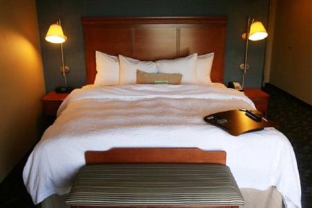 фото отеля Hampton Inn and Suites Chicago Deer Park