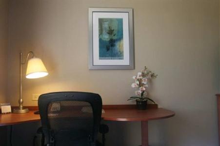 фото отеля Hampton Inn and Suites Chicago Deer Park