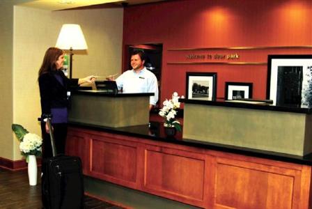 фото отеля Hampton Inn and Suites Chicago Deer Park