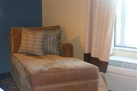 фото отеля Hampton Inn and Suites Chicago Deer Park