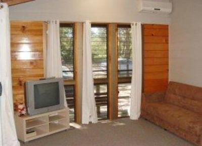 фото отеля Shelly Beach Cabins