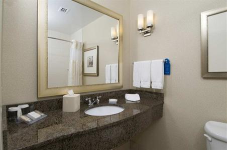 фото отеля Hilton Garden Inn Mount Holly / Westampton