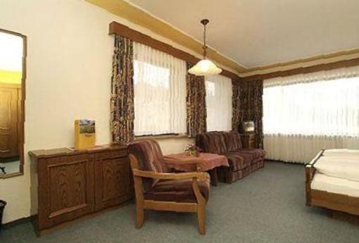 фото отеля Luag Ins Tal Pension