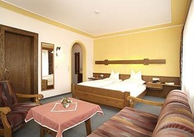 фото отеля Luag Ins Tal Pension