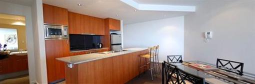 фото отеля Swan Riverside Luxury Apartment Perth