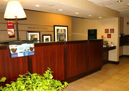 фото отеля Hampton Inn Dry Ridge