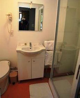 фото отеля Logis Hotel De La Poste