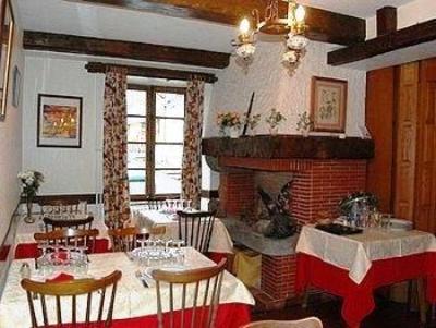 фото отеля Logis Hotel De La Poste