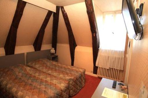 фото отеля Logis Hotel De La Poste