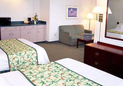 фото отеля Fairfield Inn & Suites Cleveland Streetsboro