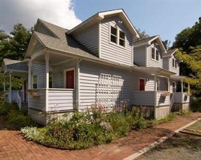 фото отеля Catskill Rose Lodging & Dining
